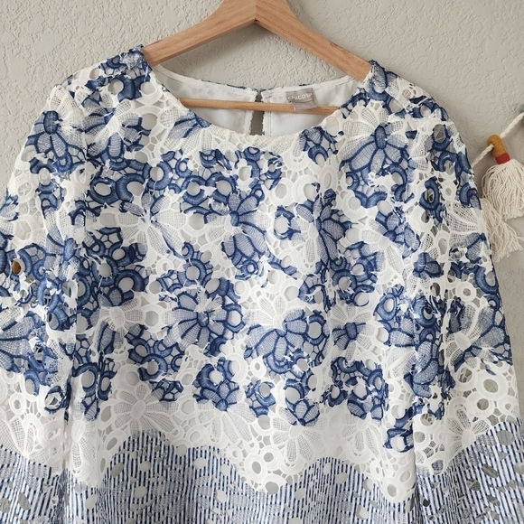 Chico's Floral Blue Printed Lace Top Flare Sleeve Prairie Coastal Modest 12/14 - Picture 8 of 12